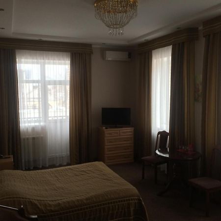 Altyn Adam Hotel Pawłodar Zewnętrze zdjęcie
