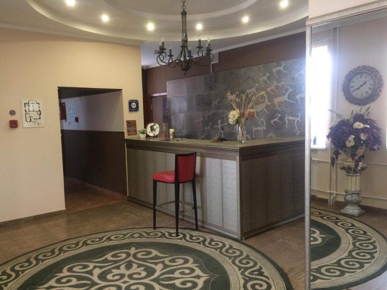 Altyn Adam Hotel Pawłodar Zewnętrze zdjęcie